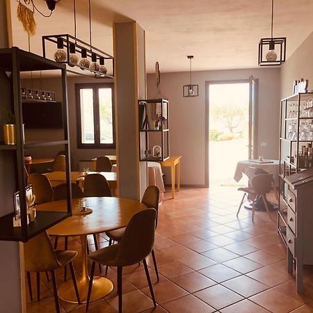 Locanda Delle Grotte Di Onferno 호텔 겜마노 외부 사진