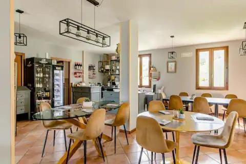 Locanda Delle Grotte Di Onferno 호텔 겜마노 외부 사진